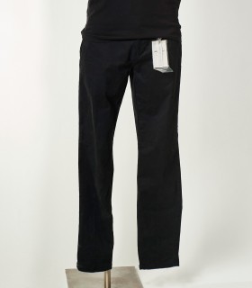 Pantaloni in chino